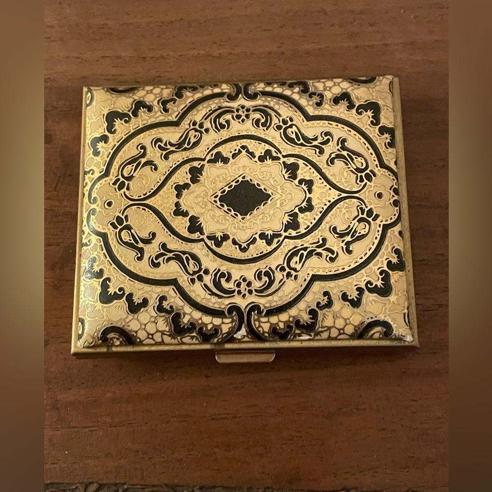Vintage 1950’s Marhill Ladies Italian Leather Florentine Gold Black Compact Case